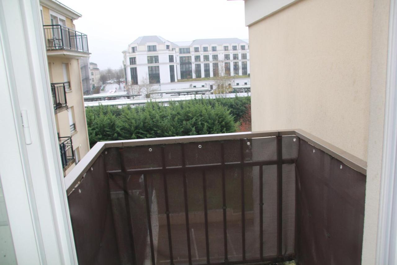 Disney Apart,3 Mn From Disney, 4Bedrooms, Double Free, Secured Parking,105 M2 เชสซี ภายนอก รูปภาพ